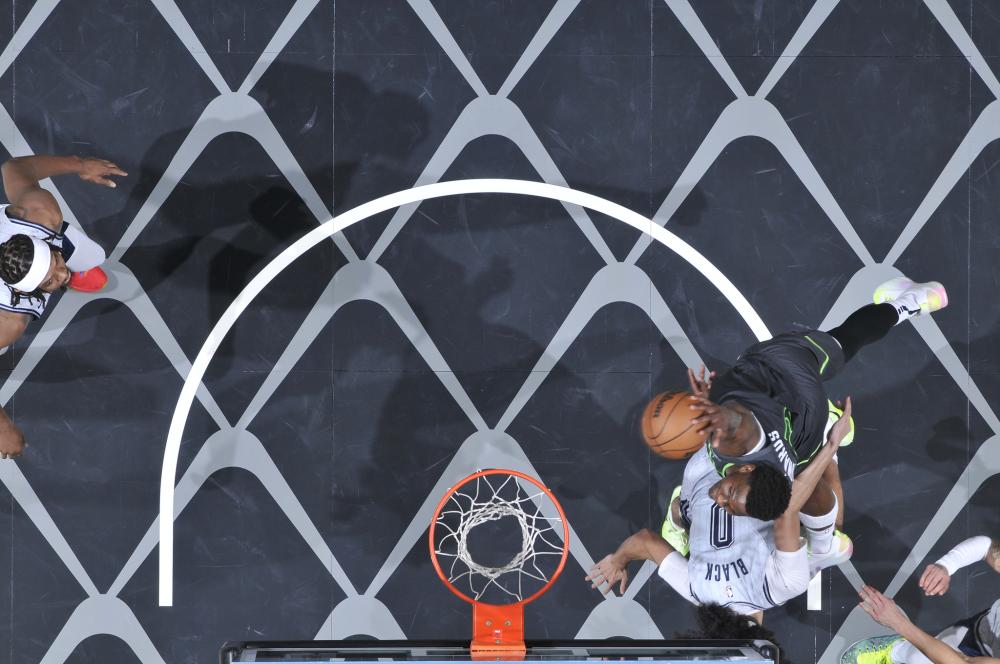 王欣瑜的艰 王欣瑜的艰