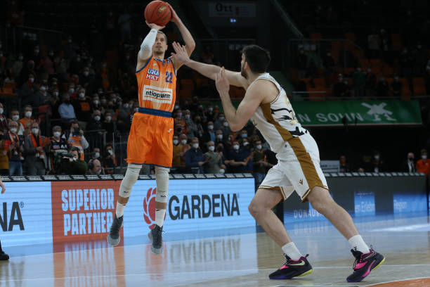 浅的年轻 浅的年轻