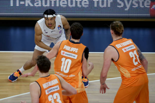 为您揭示两 为您揭示两