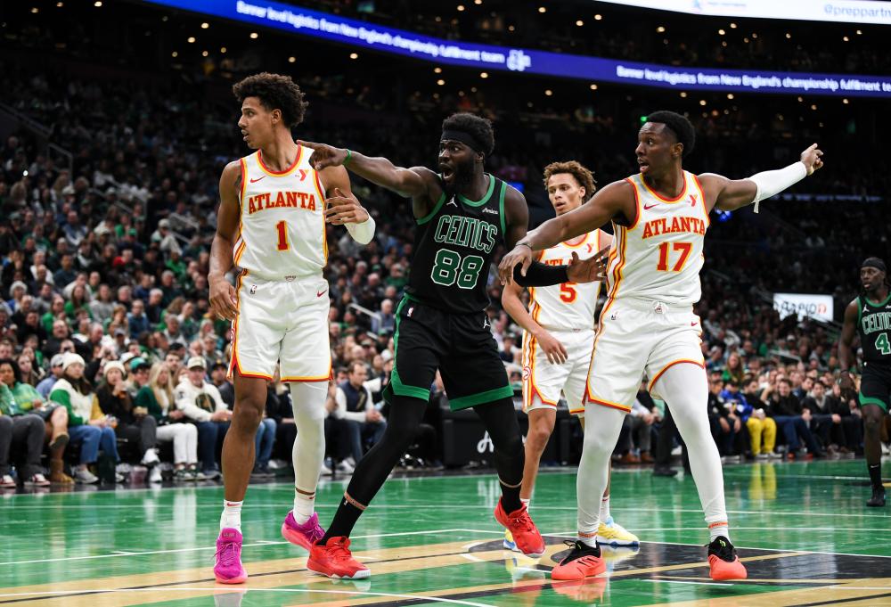 球迷们纷纷 球迷们纷纷